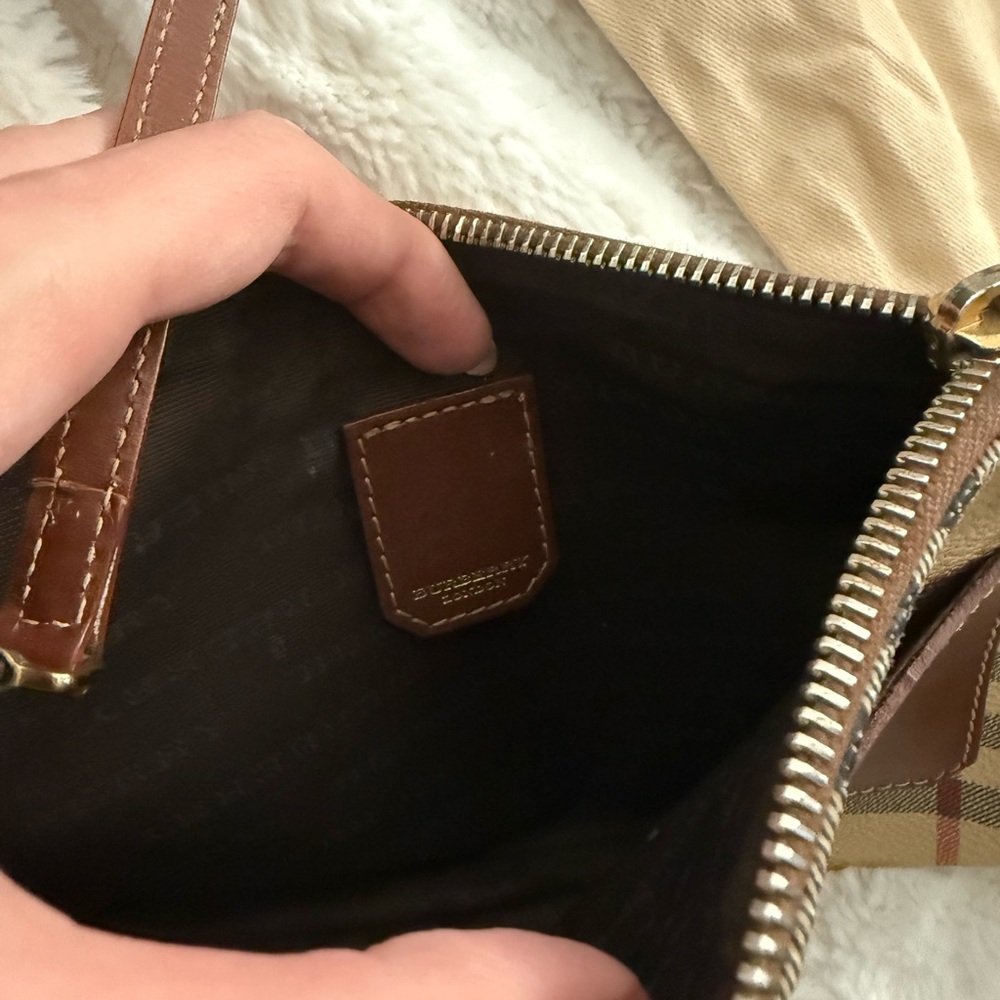 Used burberry mini bag - Picture 3 of 4